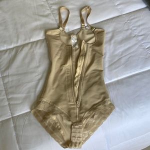 Body shaper size S